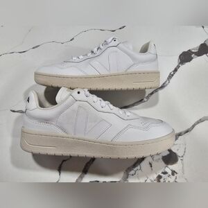 Veja V-90 O.T Leather Extra White Size 8 Women's Natural New